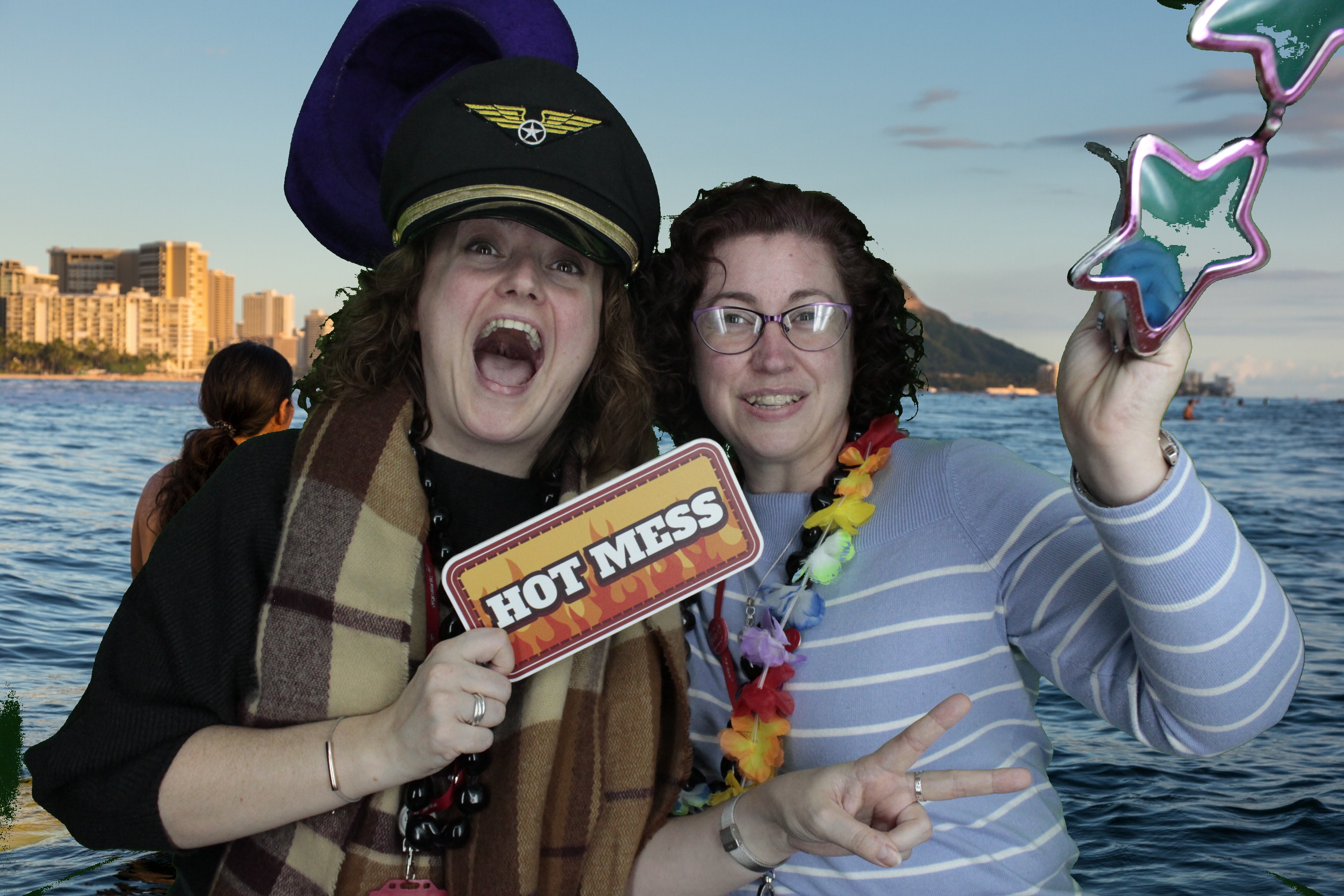 Hawaii Theme Virgin Holidays | View more photos from the event at gallery.myphotoboothexperience.co.uk/u/MyPhotoBoothExperienceLtd/Hawaii-Theme-Virgin-Holidays